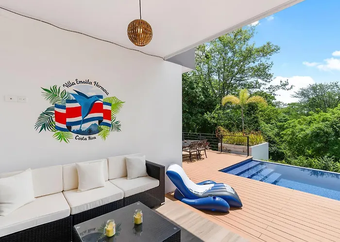 With Minimalist Design & Scenic Deck With Private Infinity Pool And Jungle Views