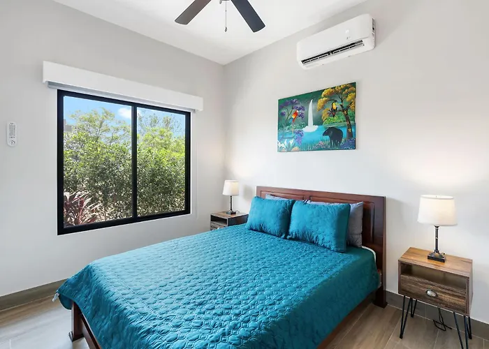 With Minimalist Design & Scenic Deck With Private Infinity Pool And Jungle Views